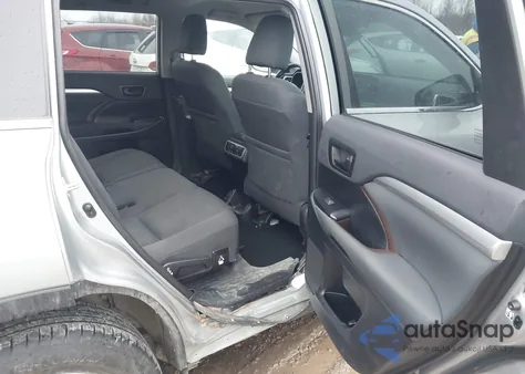 2019 Toyota Highlander Le z USA, uszkodzony, nr VIN 5TDBZRFH6KS734111